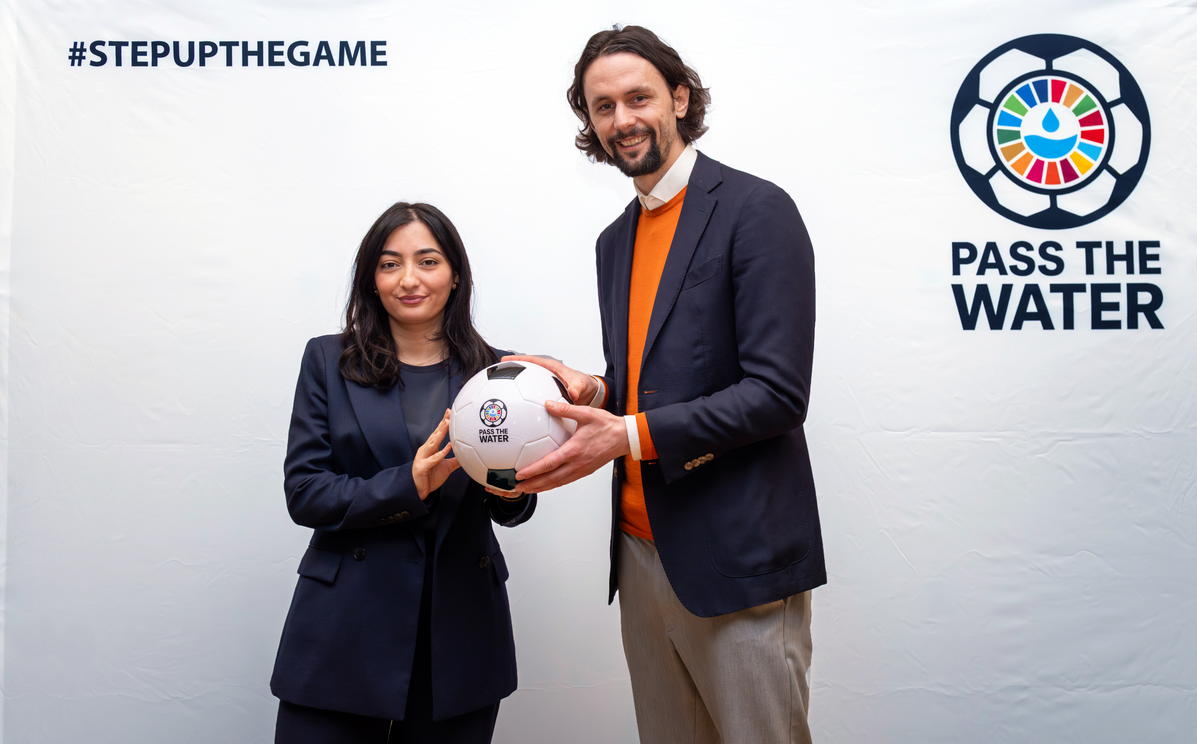 Federal Minister Reem Alabali-Radovan and Neven Subotic